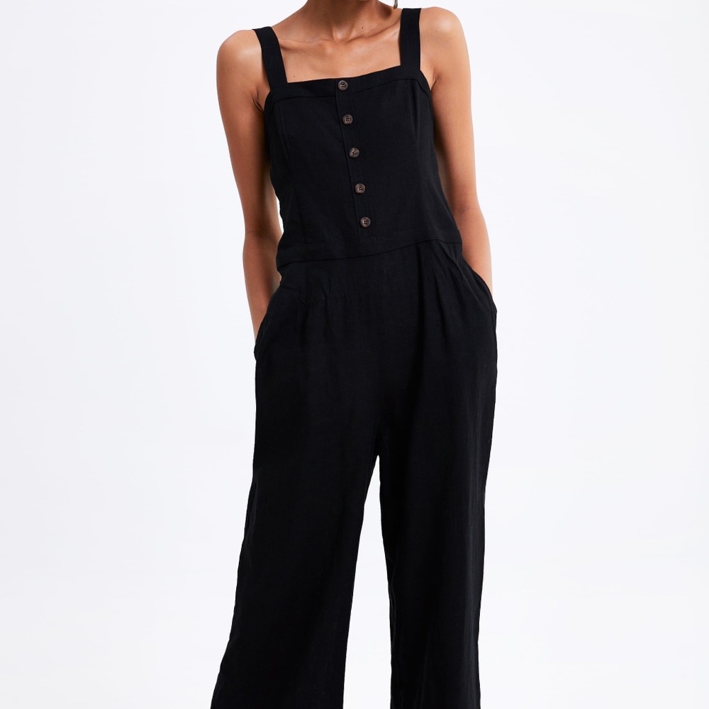 Zara Black Buttoned Jumpsuit with Straps